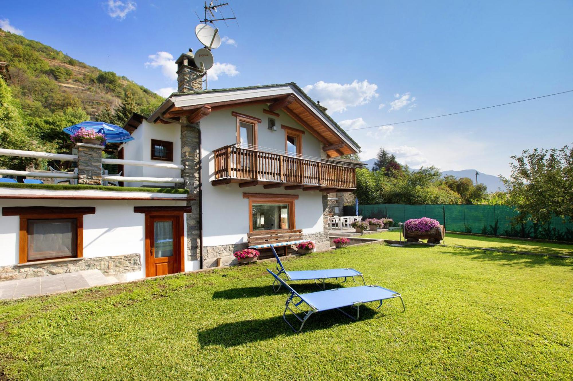Casa Sabrina - Appartamento Blu Aosta Kültér fotó
